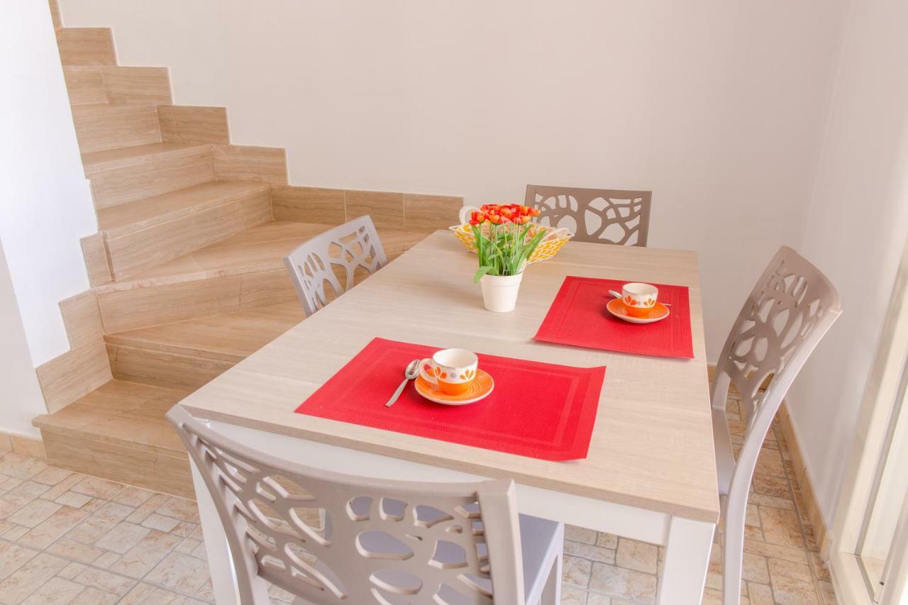 Casa Vacanze Dei Bacini ปอร์โตเชซาเรโอ ภายนอก รูปภาพ