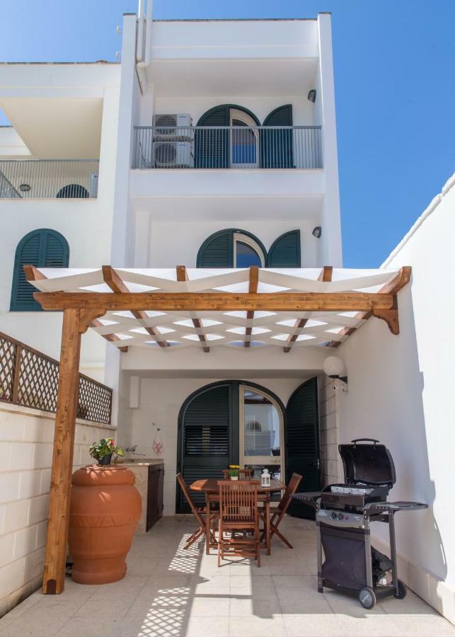 Casa Vacanze Dei Bacini ปอร์โตเชซาเรโอ ภายนอก รูปภาพ